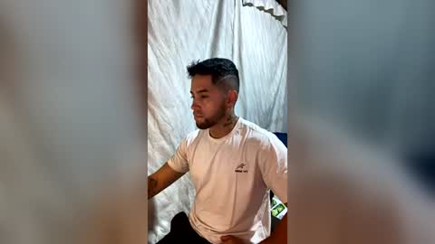 Snapshot of sexmuscle17 chatting on July 2026 03:39:02 PM sexmuscle17 online show from July 2026 03:39:02 PM