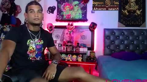 Snapshot of sexo_aharon chatting on February 2026 03:27:02 AM Aharon ravelo online show from February 2026 03:27:02 AM