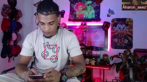 Snapshot of sexo_aharon chatting on February 2026 03:32:02 AM Aharon ravelo online show from February 2026 03:32:02 AM