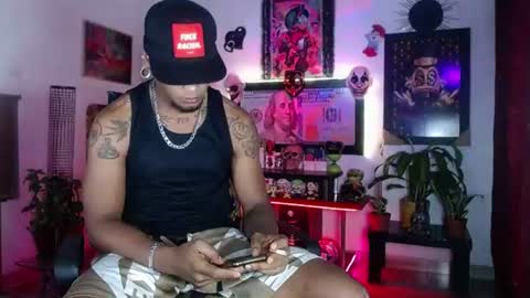 Snapshot of sexo_aharon chatting on June 2026 04:21:02 AM Aharon ravelo online show from June 2026 04:21:02 AM