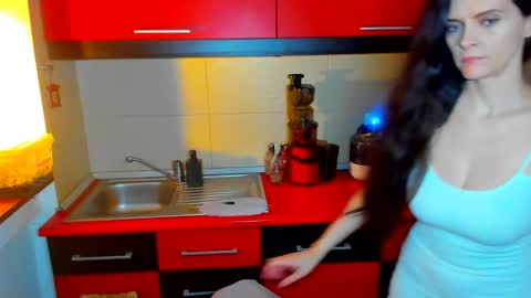 sexqueen1111 online show from April 2026 05:51:01 PM