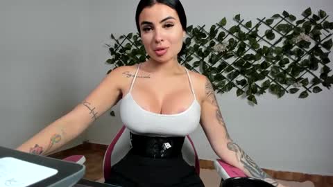 Snapshot of sexual_addiction chatting on December 2024 03:37:02 PM SARA online show from December 2024 03:37:02 PM