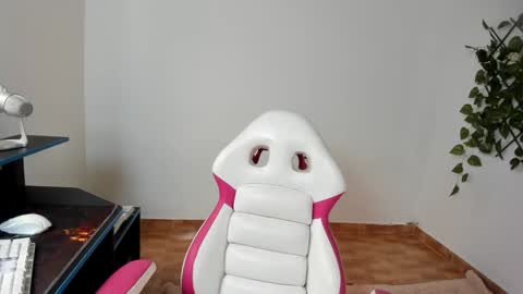 Snapshot of sexual_addiction chatting on January 2025 04:11:01 PM SARA online show from January 2025 04:11:01 PM