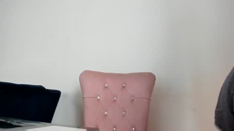 Snapshot of sexual_addiction chatting on October 2025 10:07:02 PM SARA online show from October 2025 10:07:02 PM