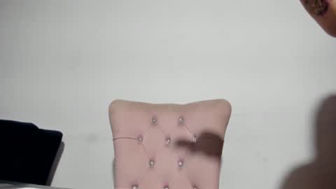 Snapshot of sexual_addiction chatting on October 2025 12:00:01 AM SARA online show from October 2025 12:00:01 AM