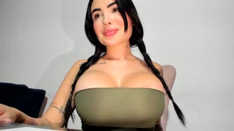 Snapshot of sexual_addiction chatting on October 2025 12:55:02 AM SARA online show from October 2025 12:55:02 AM