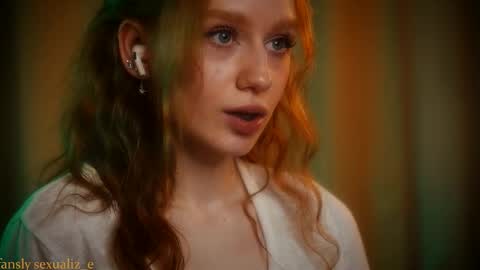 Liz online show from October 2025 08:10:01 PM