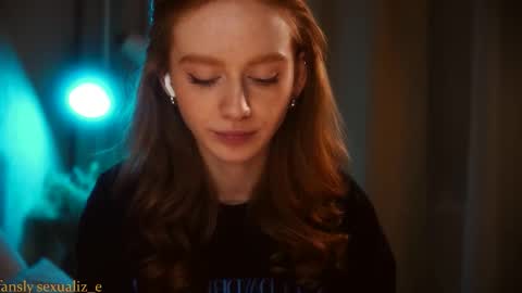 Liz online show from November 2025 09:16:01 PM