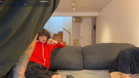Andrea online show from April 2026 06:14:02 PM