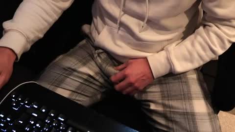 Snapshot of sexualtension229 chatting on May 2026 11:02:02 PM Sexual Tension online show from May 2026 11:02:02 PM