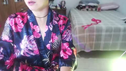 Snapshot of sexwwoman chatting on April 2026 08:57:02 PM CHIARA online show from April 2026 08:57:02 PM