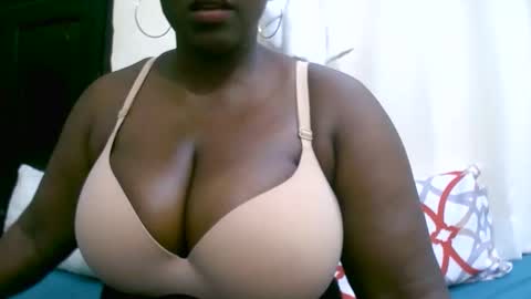 sexxi_ebony online show from September 2025 01:11:01 AM