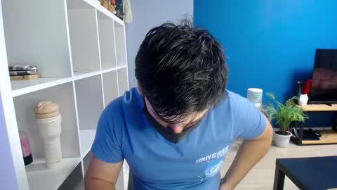 Tommy online show from February 2025 08:03:01 PM