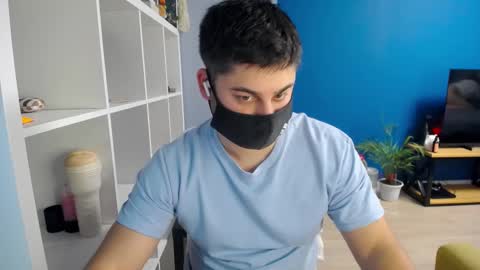 Tommy online show from February 2025 04:32:01 PM