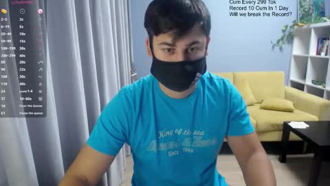 Tommy online show from November 2025 07:42:02 AM