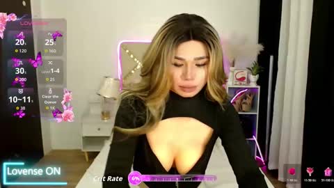 sexxxy_phoenix online show from April 2026 12:53:02 PM