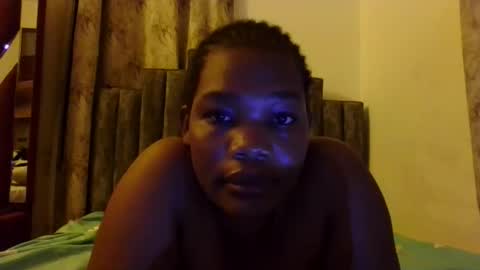 Snapshot of sexxy_beiby chatting on February 2026 02:19:01 AM sexxy_beiby online show from February 2026 02:19:01 AM