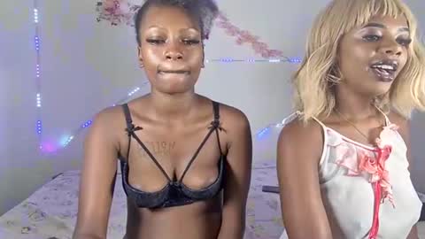 Snapshot of sexxypixie chatting on April 2026 08:30:01 AM sexxypixie online show from April 2026 08:30:01 AM