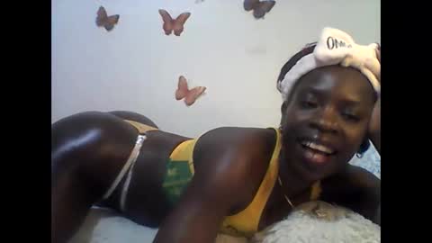 Ann online show from October 2025 10:19:02 PM