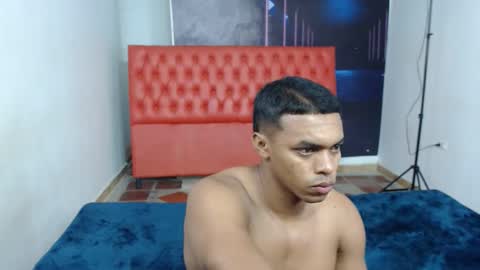 sexy_bigcock01 online show from December 2024 02:23:02 AM