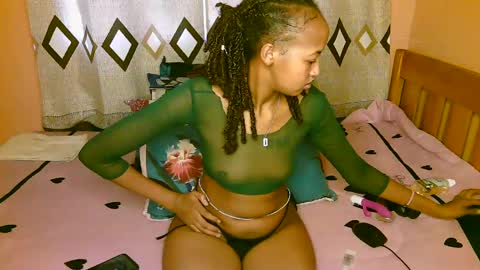 sexy_bluegirl online show from March 2025 12:15:01 PM