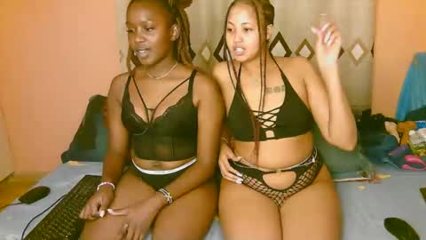 sexy_bluegirl online show from September 2025 07:37:02 PM