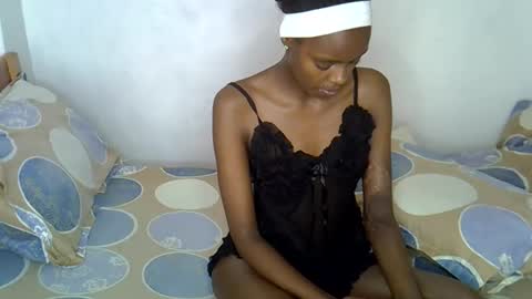 Snapshot of sexy_charliee chatting on February 2026 01:31:02 PM sexy_charliee online show from February 2026 01:31:02 PM