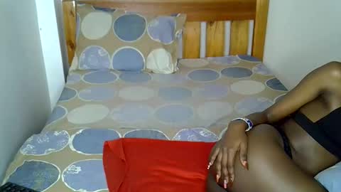 Snapshot of sexy_charliee chatting on March 2026 02:35:02 PM sexy_charliee online show from March 2026 02:35:02 PM