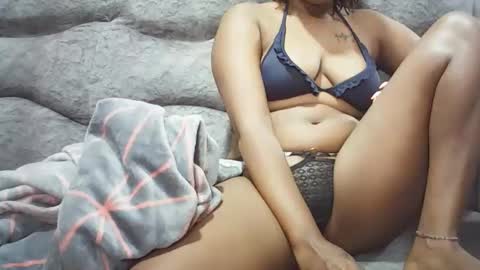 shydolly01 online show from October 2025 12:14:02 PM