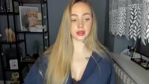 Snapshot of sexy_coralie chatting on December 2024 11:22:01 AM C o r a l i e online show from December 2024 11:22:01 AM