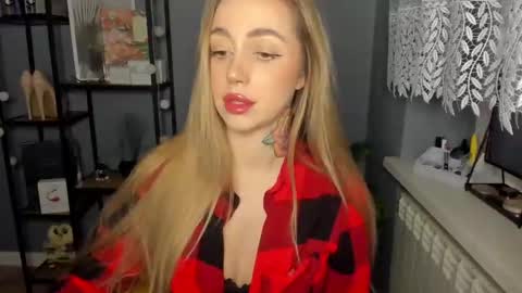 Snapshot of sexy_coralie chatting on December 2024 11:19:01 AM C o r a l i e online show from December 2024 11:19:01 AM