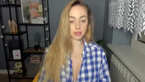 Snapshot of sexy_coralie chatting on January 2025 02:24:02 PM C o r a l i e online show from January 2025 02:24:02 PM