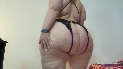 karla           instagram  online show from December 2024 06:09:01 PM