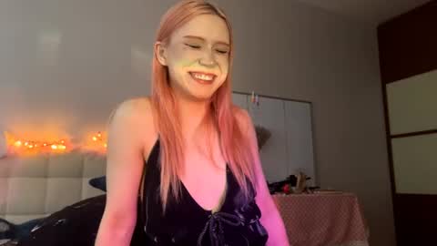 Snapshot of sexy_cute18 chatting on July 2026 01:24:02 AM Eva online show from July 2026 01:24:02 AM