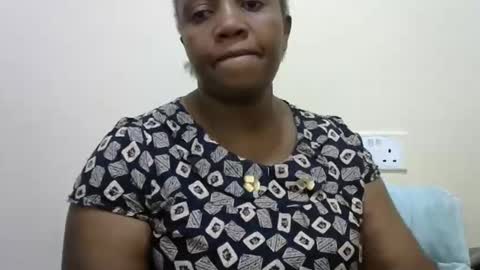 Sweet Dee online show from May 2026 05:27:02 AM