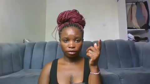 Trina online show from December 2025 10:19:01 AM