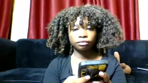 Snapshot of sexy_ebony_princess chatting on July 2026 01:45:01 AM Trina online show from July 2026 01:45:01 AM