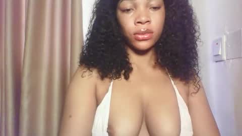 Sexy kitty881 online show from October 2025 07:47:02 AM