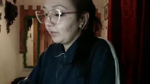sexy lolas online show from December 2024 05:48:01 AM