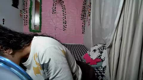 sexy lolas online show from October 2025 02:15:01 AM