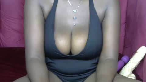 Luna online show from October 2025 09:28:01 AM