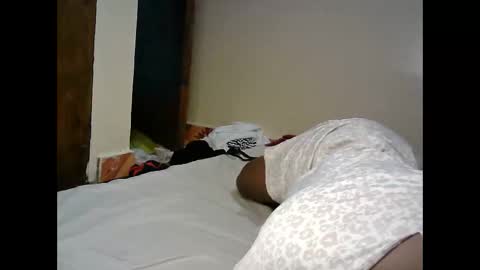 Snapshot of sexy_lunah chatting on February 2026 06:40:02 AM sexy_lunah online show from February 2026 06:40:02 AM