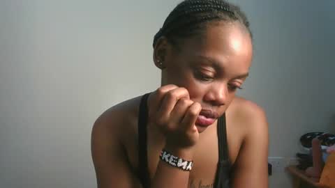 sexy_lyna online show from January 2026 07:24:02 AM