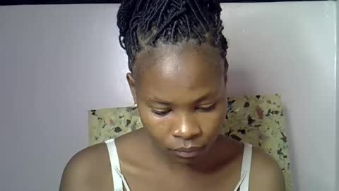 Snapshot of sexy_molyne chatting on February 2026 06:04:01 PM Molyne online show from February 2026 06:04:01 PM