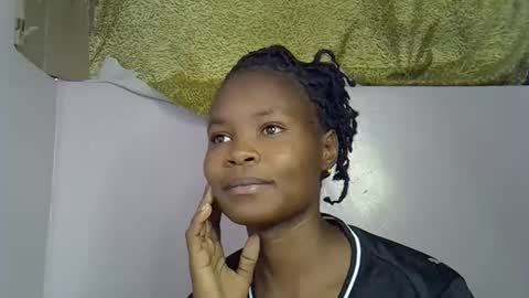 Snapshot of sexy_molyne chatting on March 2026 11:23:01 AM Molyne online show from March 2026 11:23:01 AM