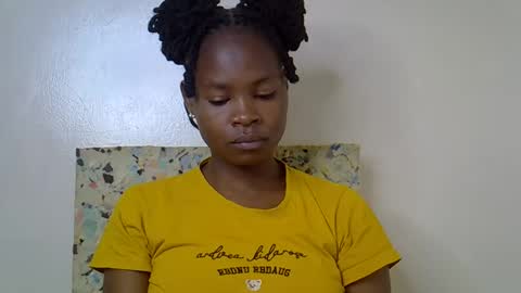 Snapshot of sexy_molyne chatting on March 2026 12:08:01 AM Molyne online show from March 2026 12:08:01 AM