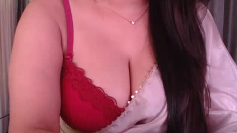 Snapshot of sexy_myra18 chatting on June 2026 04:28:01 AM myra online show from June 2026 04:28:01 AM