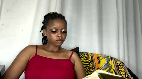 Snapshot of sexy_n_thick chatting on May 2026 06:47:01 PM Lyn online show from May 2026 06:47:01 PM