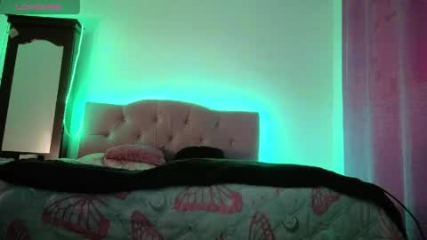 miss natasha online show from April 2026 12:39:01 PM