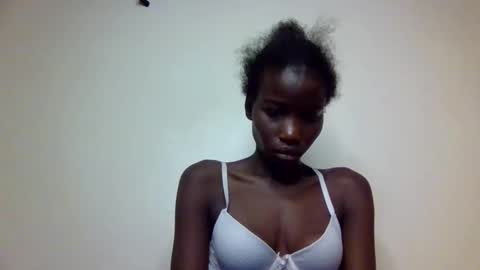 sexy_petittie online show from October 2025 03:04:01 AM